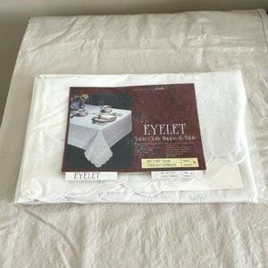 NWOT Vintage Linelle Vinyl Table Cloth